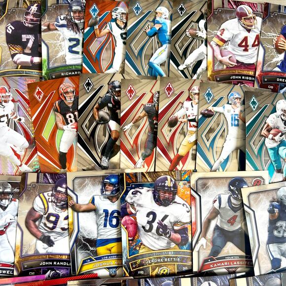 Mixed TOPPS and PANINI Chrome Holo NFL Football Players Sports Cards Lot 100+ - Picture 4 of 12